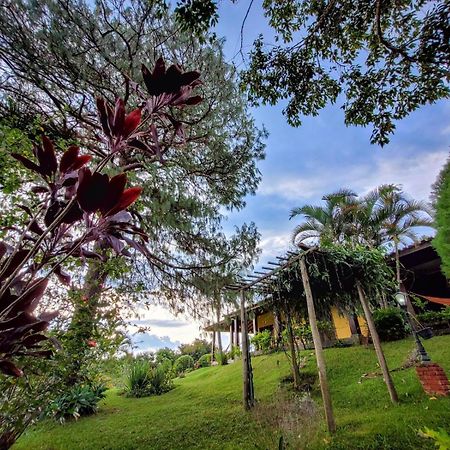 Chales Por Do Sol Serra Negra  Ngoại thất bức ảnh
